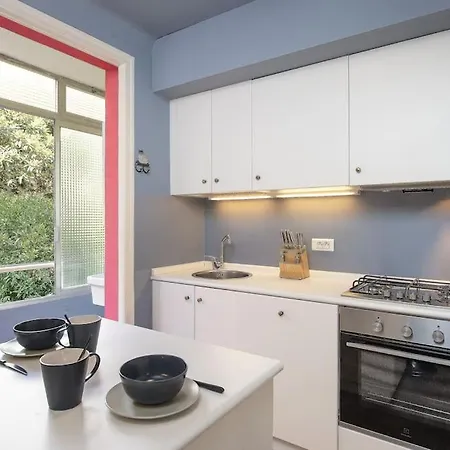 La Source Apartment *